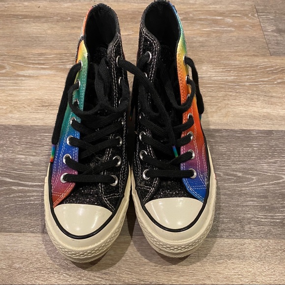 Converse Size 4 Men / 6 Women - Picture 2 of 6